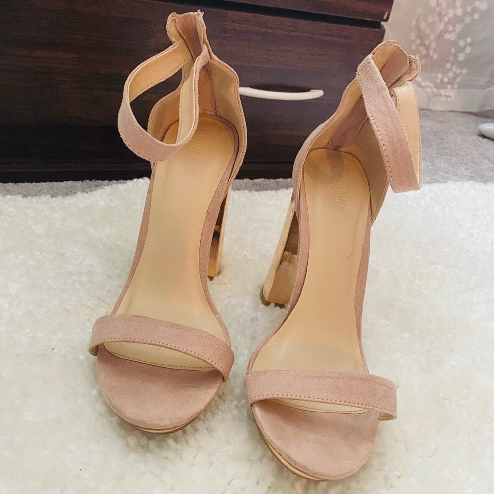 Light pink heels size 9